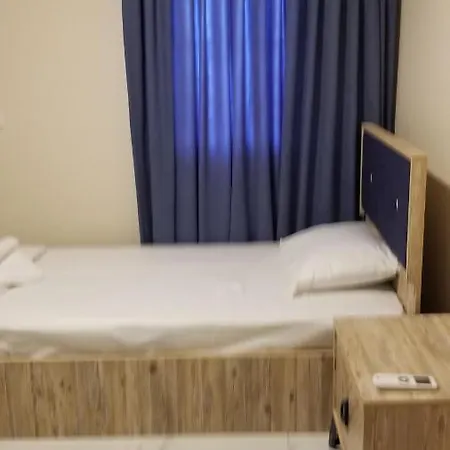 Huge Evleri 1 Lägenhet *